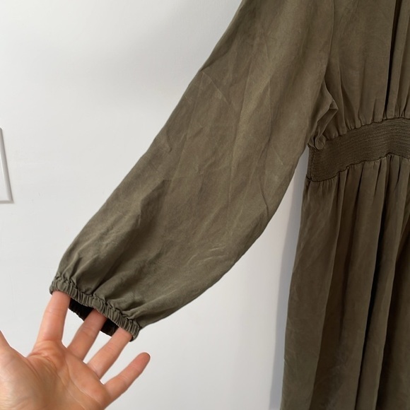 Velvet Heart Clarita Olive Dress Green Tencel Longsleeve Smocked Waist Large New - Picture 7 of 11
